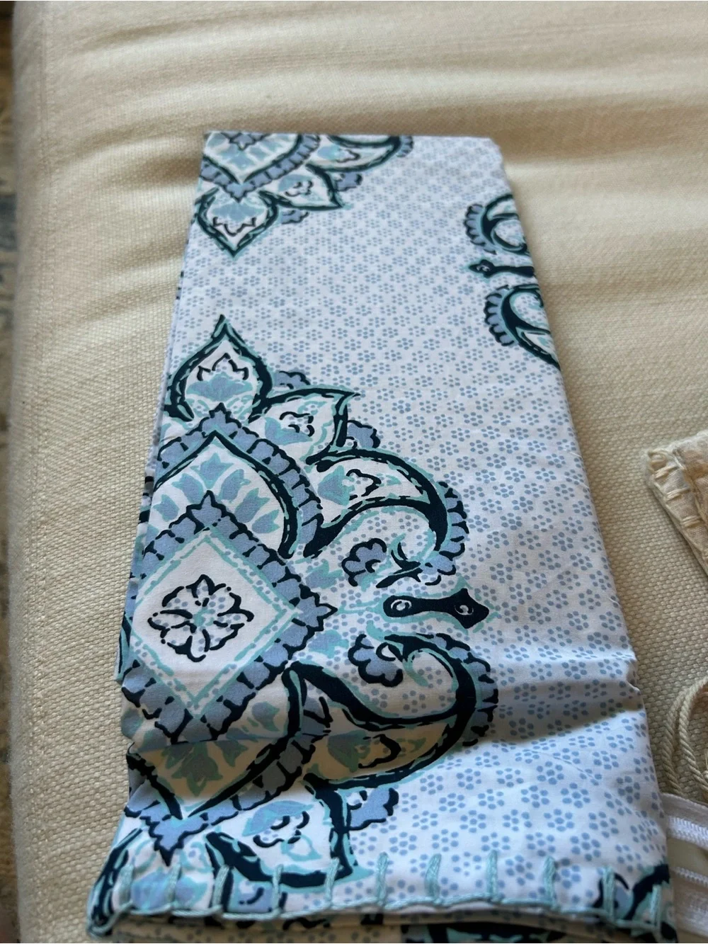 JOHN ROBSHAW TEXTILES Dahara 26” x 26” Decorative Pillow Cover, NWT